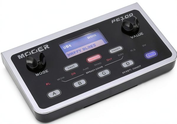 Guitar Multi-Effects Processor PE100 Black USB-2